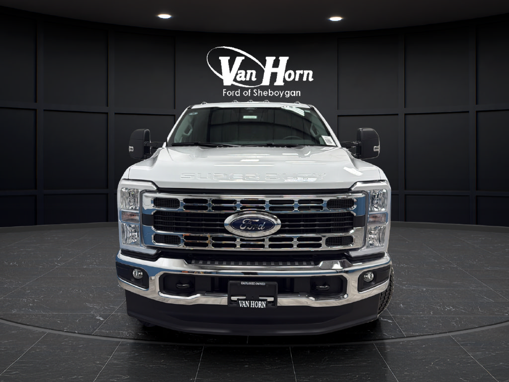 Used 2026 Ford Super Duty F-350 SRW XLT Truck Crew Cab