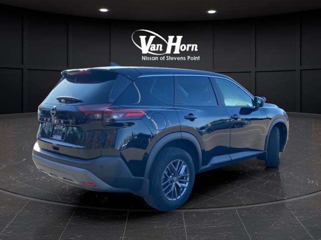 Used 2023 Nissan Rogue S SUV