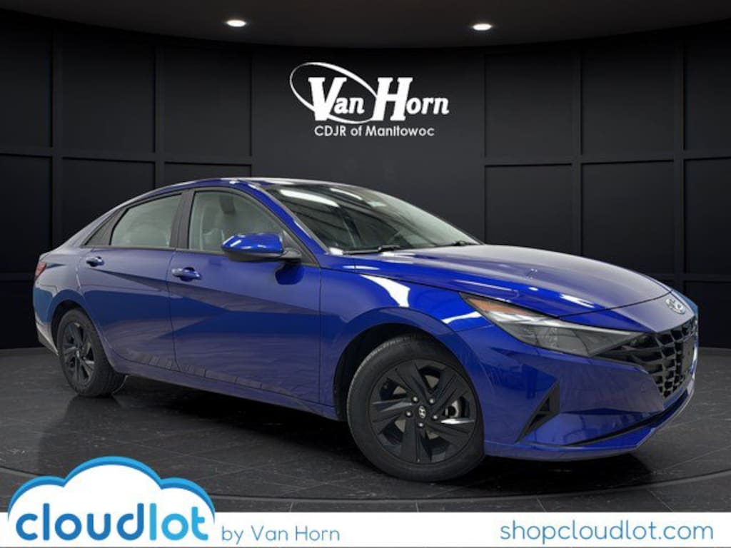 Used 2023 Hyundai Elantra SEL Sedan
