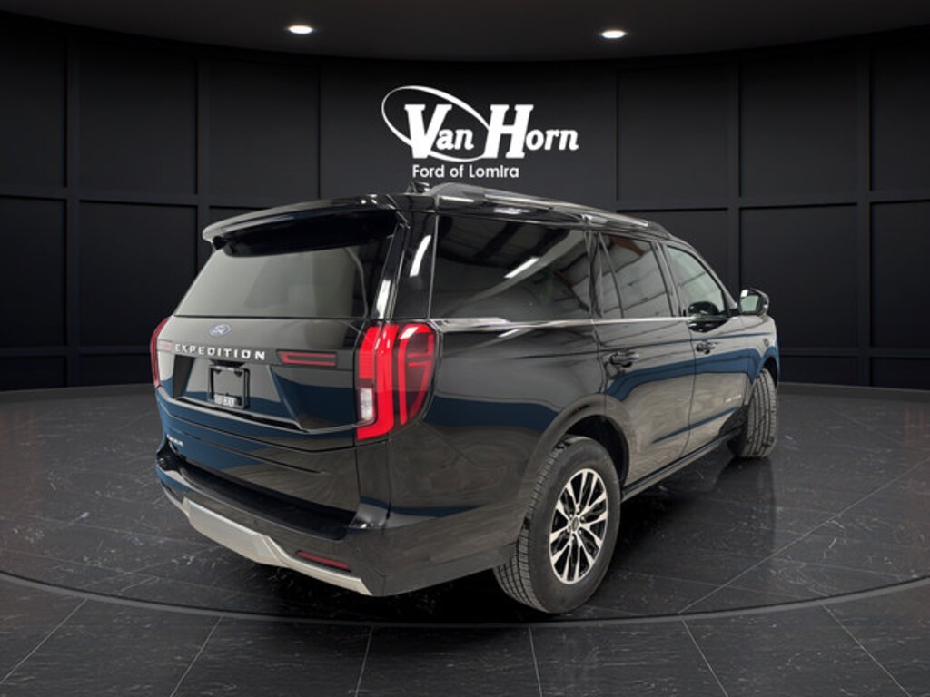 Used 2025 Ford Expedition Platinum SUV