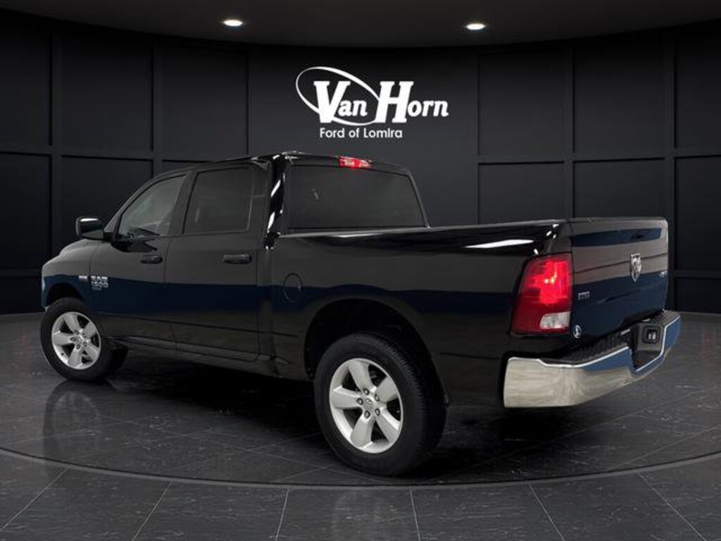 Used 2022 Ram 1500 Classic SLT Truck Crew Cab