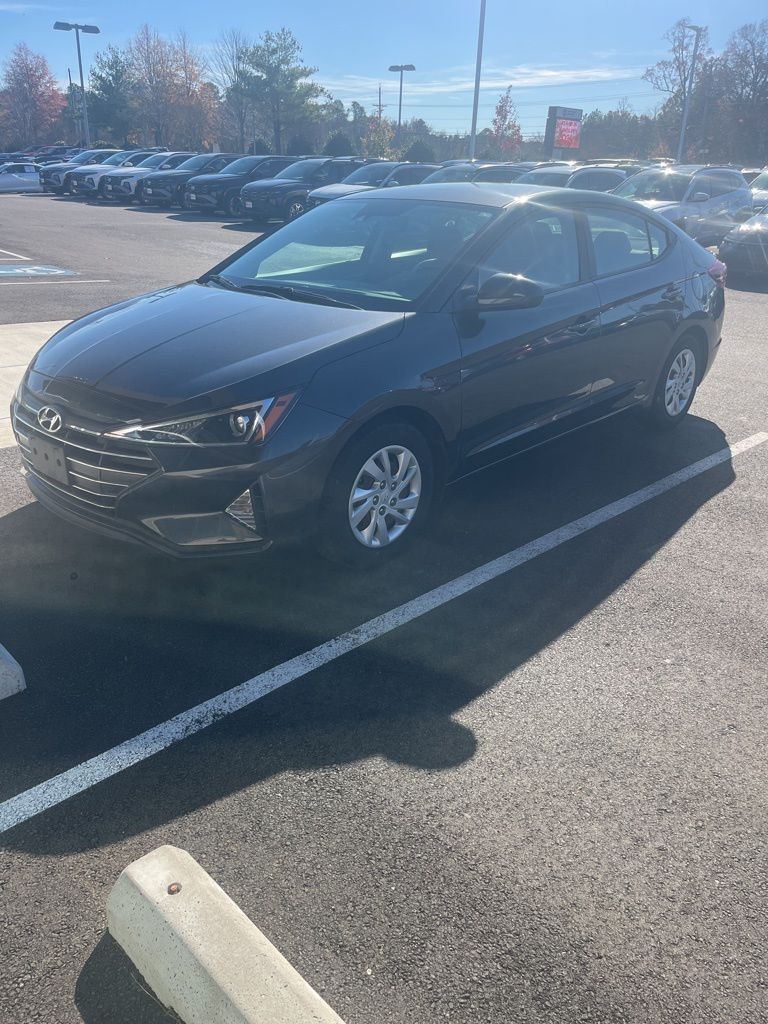 2020 Hyundai Elantra SE