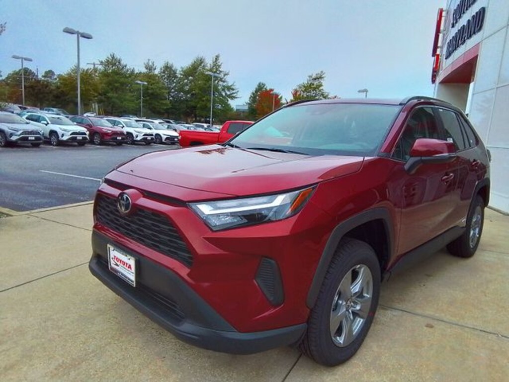 New 2025 Toyota RAV4 Hybrid XLE SUV