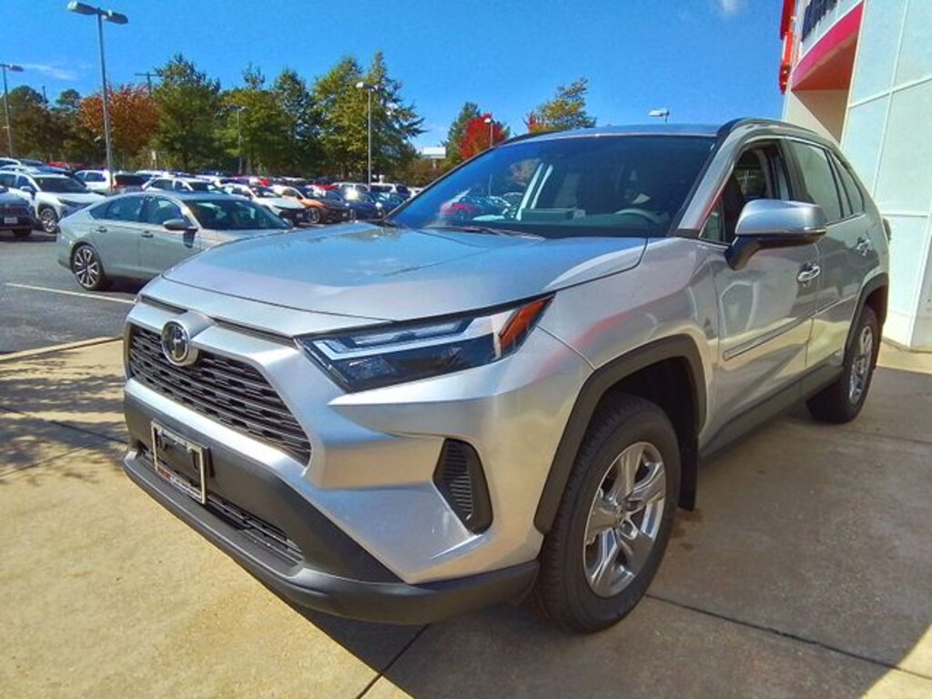 New 2025 Toyota RAV4 Hybrid XLE SUV