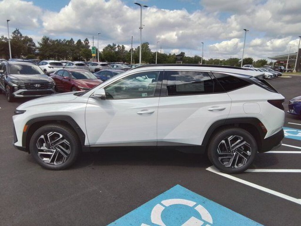 New 2025 Hyundai Tucson Hybrid Limited SUV
