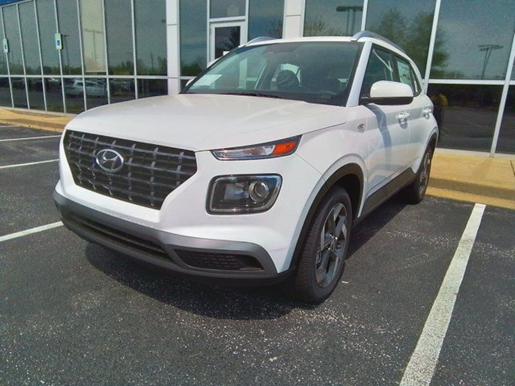 New 2025 Hyundai Venue SEL SUV