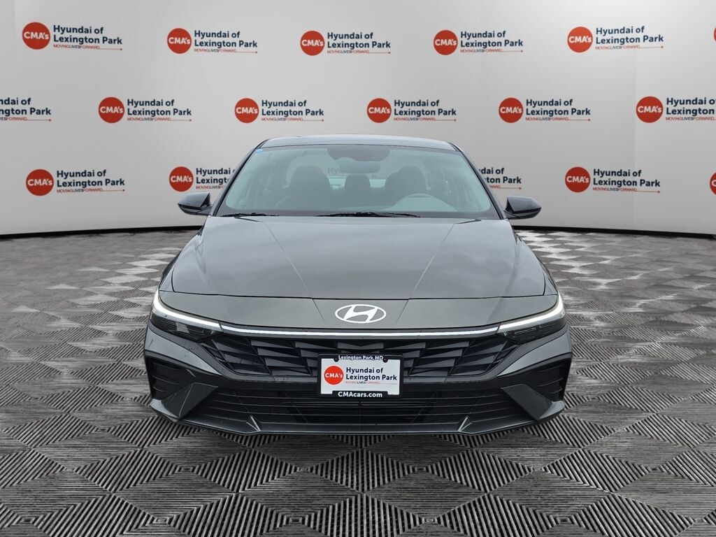 New 2025 Hyundai Elantra SEL Sport Sedan