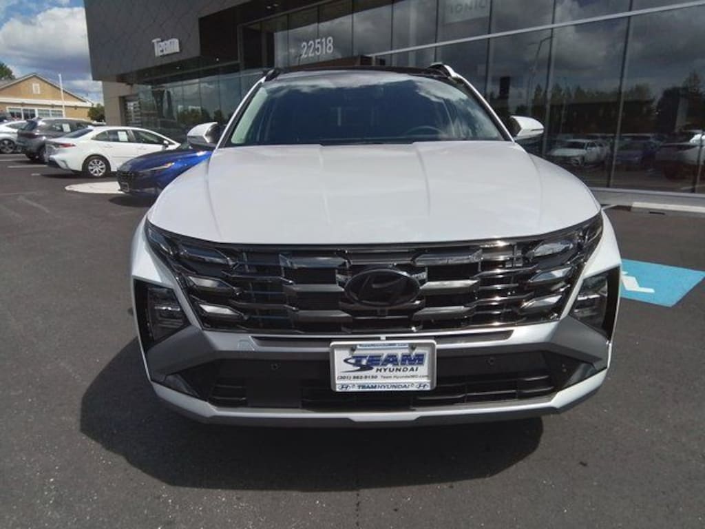 New 2025 Hyundai Tucson Hybrid Limited SUV