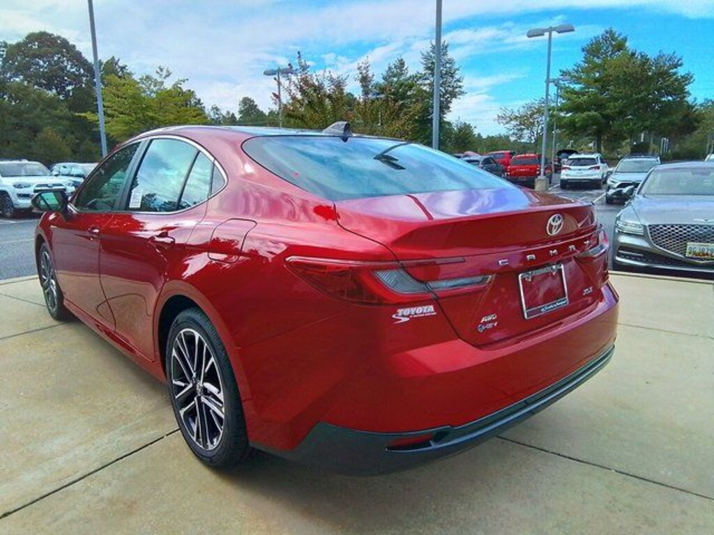 New 2025 Toyota Camry XLE Sedan