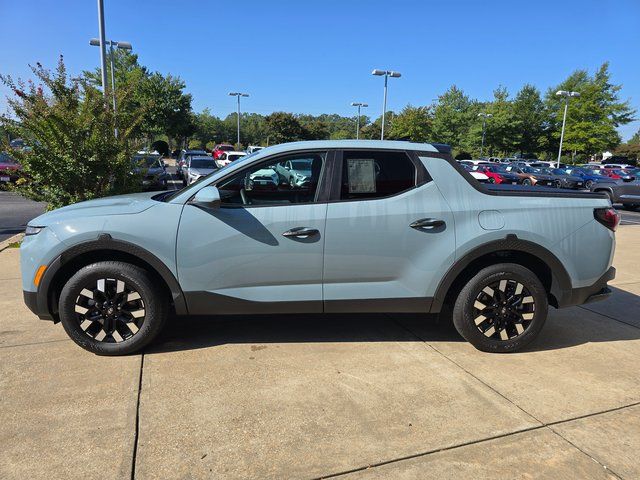 2025 Hyundai Santa Cruz SE photo 2