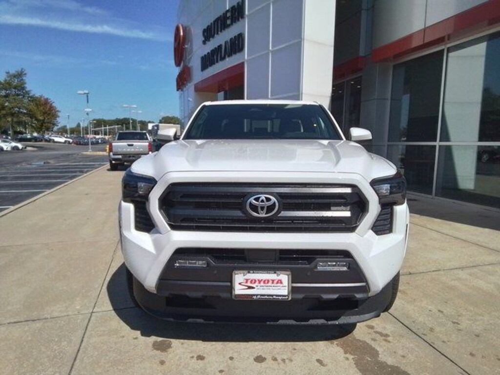 New 2024 Toyota Tacoma SR5 Truck Double Cab