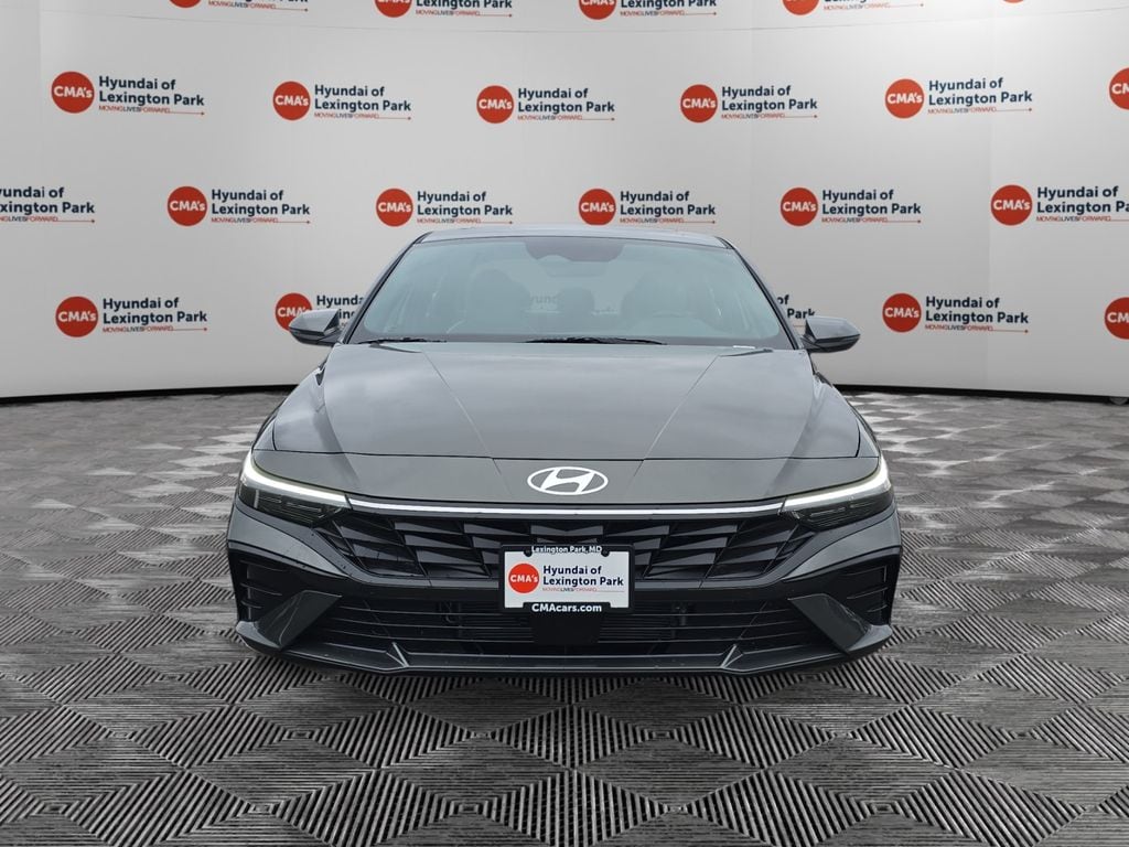 New 2025 Hyundai Elantra Hybrid Limited Sedan