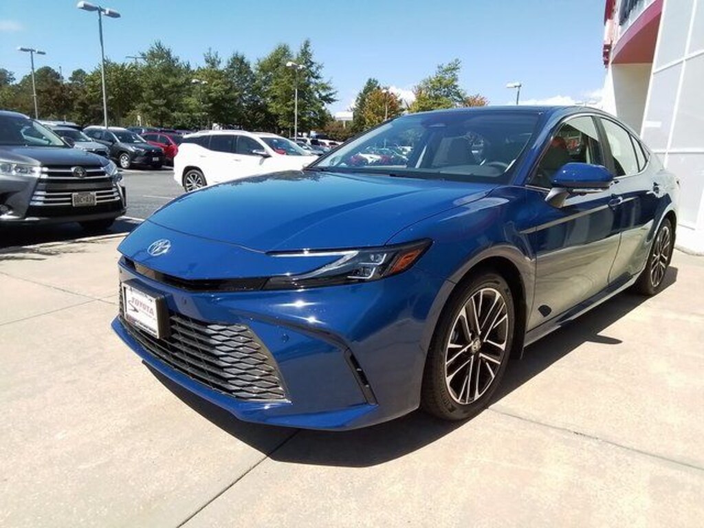 New 2025 Toyota Camry XLE Sedan