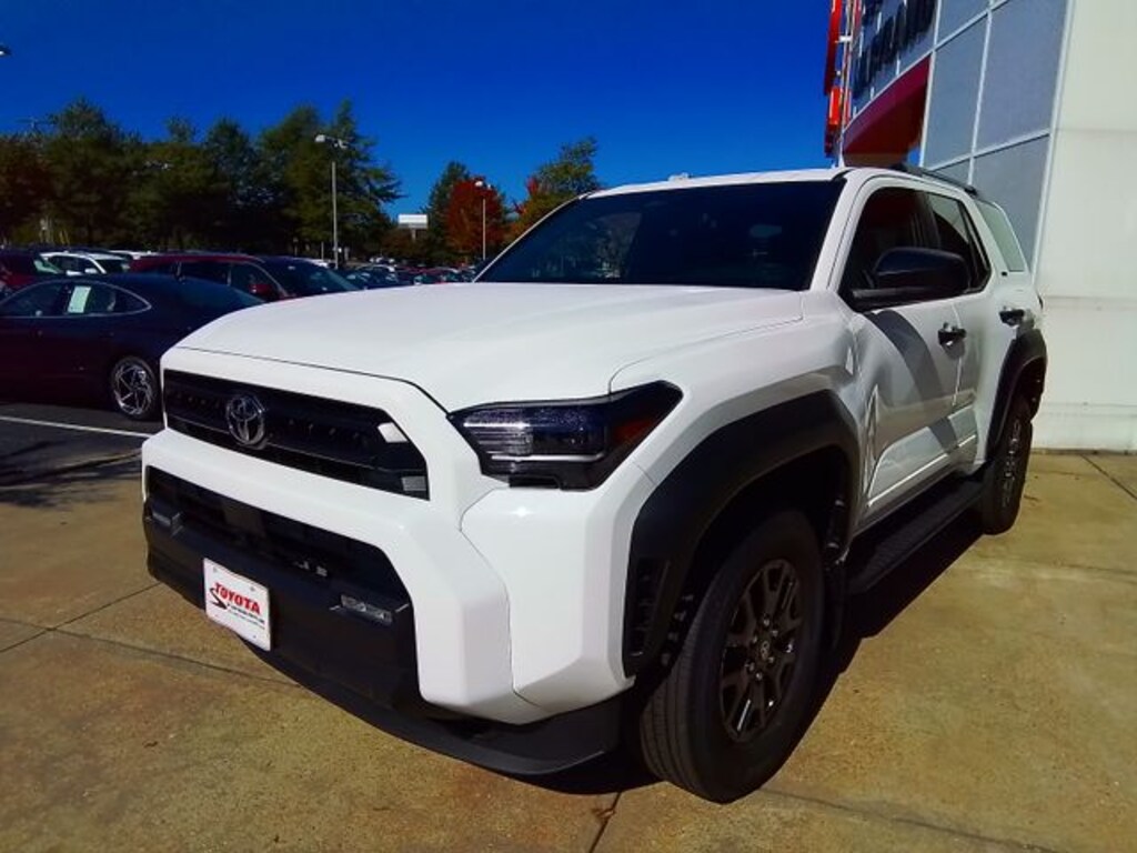 New 2025 Toyota 4Runner SR5 SUV