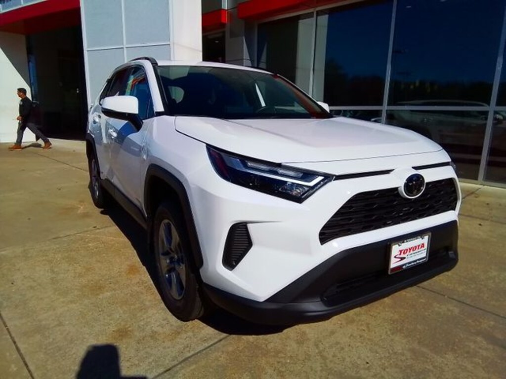 New 2025 Toyota RAV4 Hybrid XLE SUV