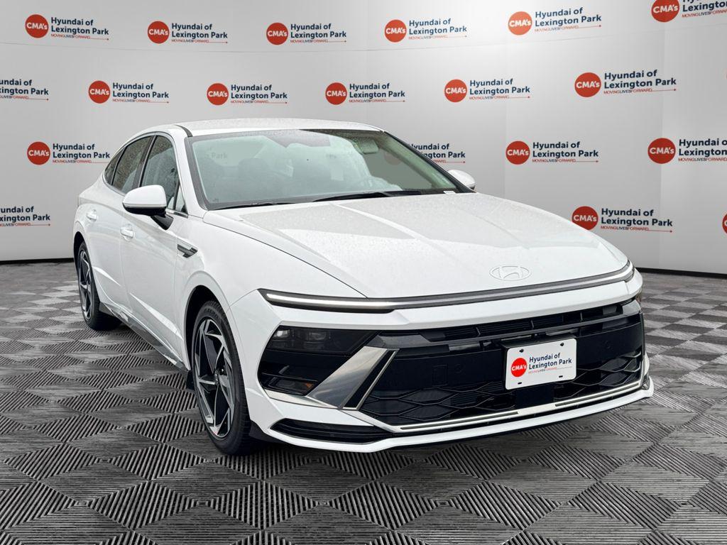 2026 Hyundai Sonata SEL's photo