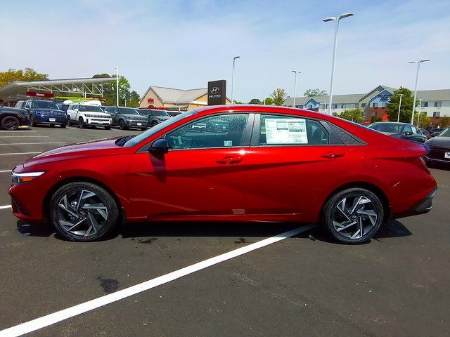 2025 Hyundai Elantra Hybrid SEL Sport photo 4