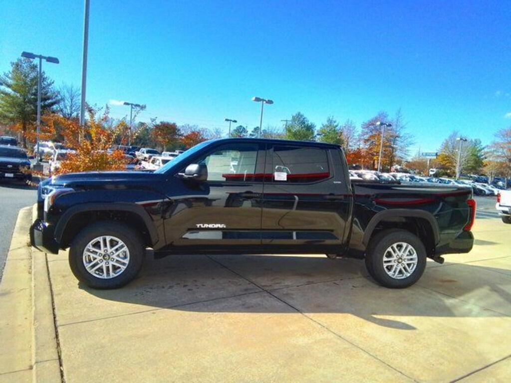 New 2025 Toyota Tundra SR5 Truck CrewMax