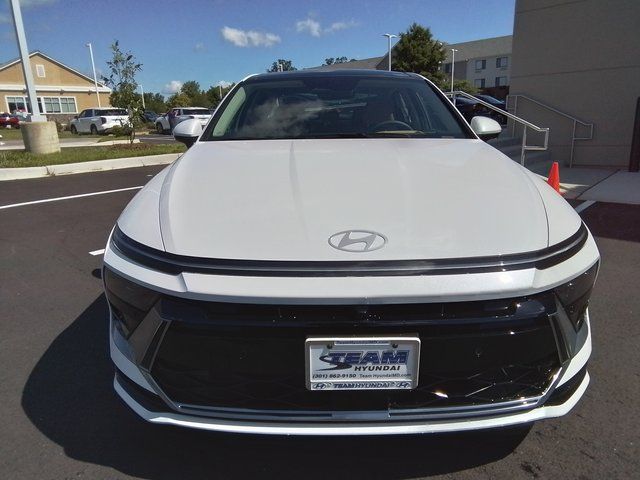 2025 Hyundai Sonata Hybrid Limited photo 2