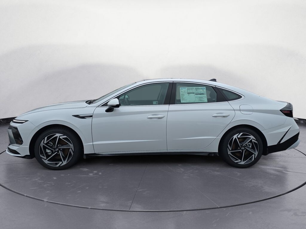 New 2025 Hyundai Sonata SEL Convenience Sedan