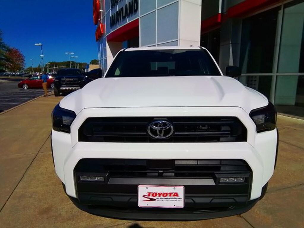 New 2025 Toyota 4Runner SR5 SUV