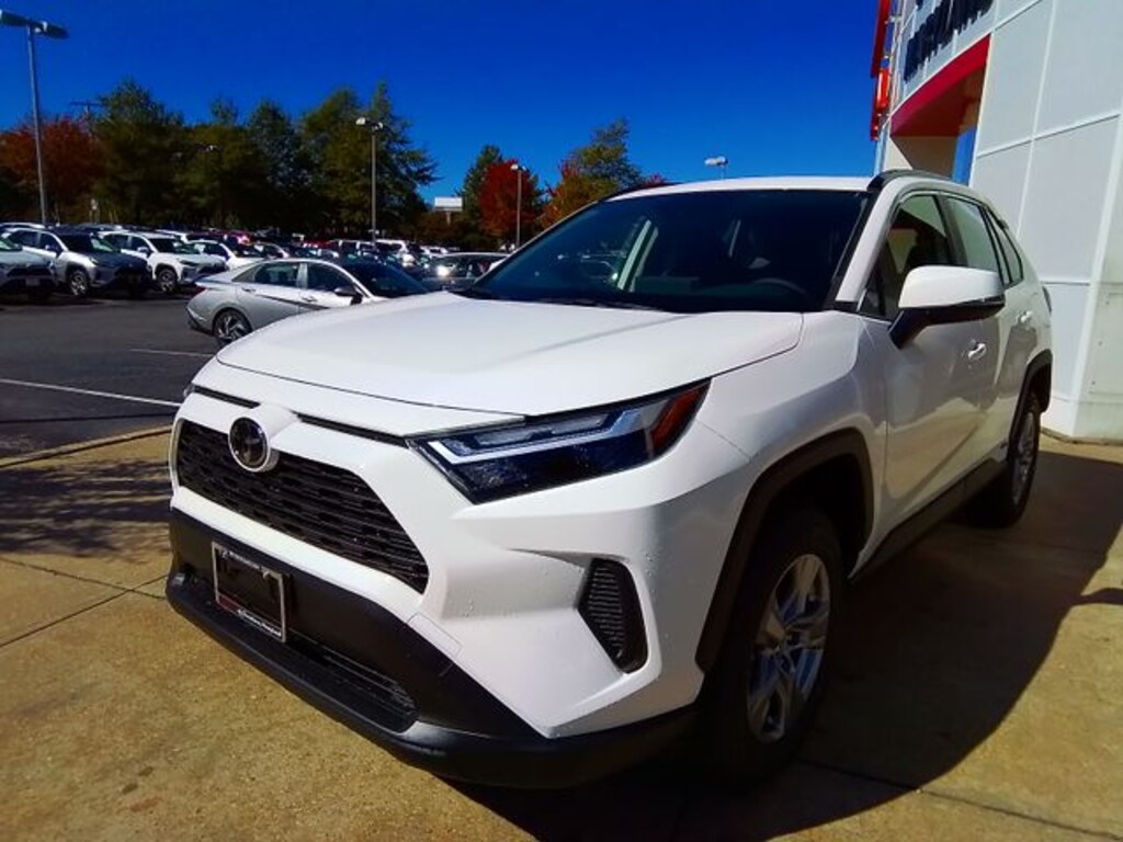 New 2025 Toyota RAV4 Hybrid XLE SUV
