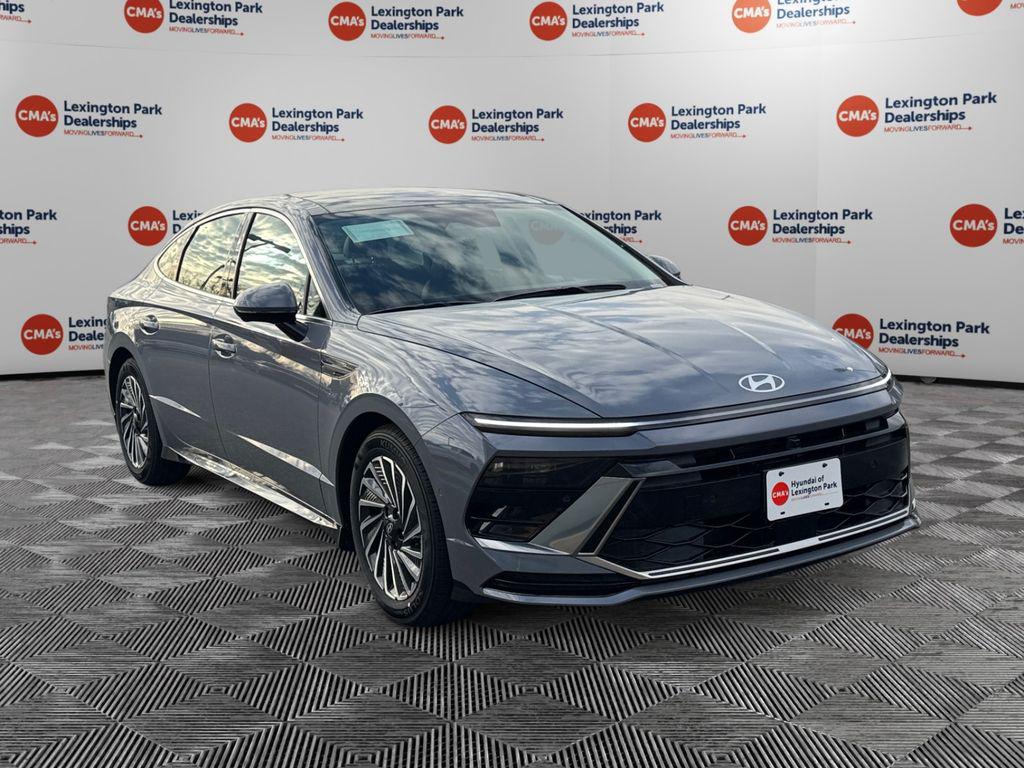 2026 Hyundai Sonata Hybrid Sedan 
