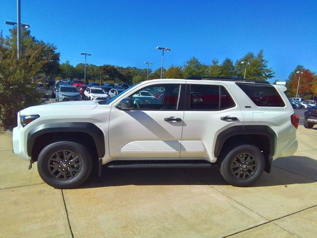 New 2025 Toyota 4Runner SR5 SUV