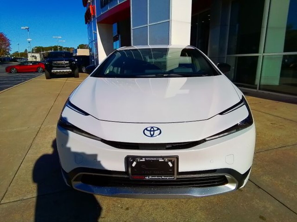 New 2026 Toyota Prius Plug-In Hybrid SE Hatchback