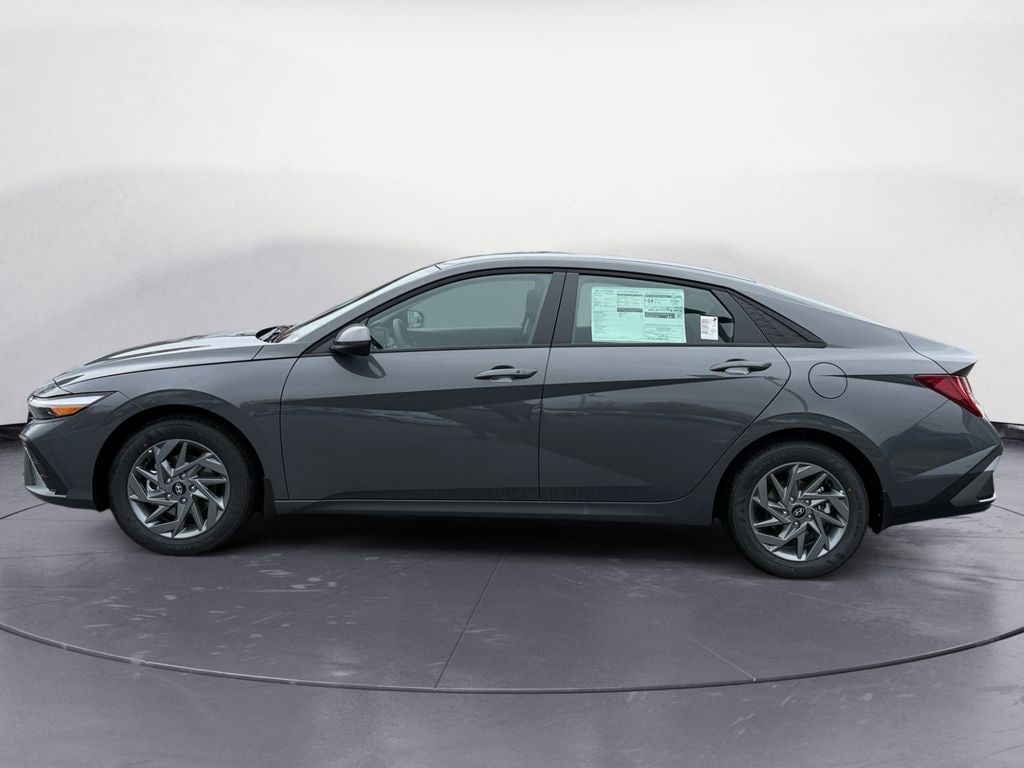 New 2026 Hyundai Elantra Hybrid Blue Sedan