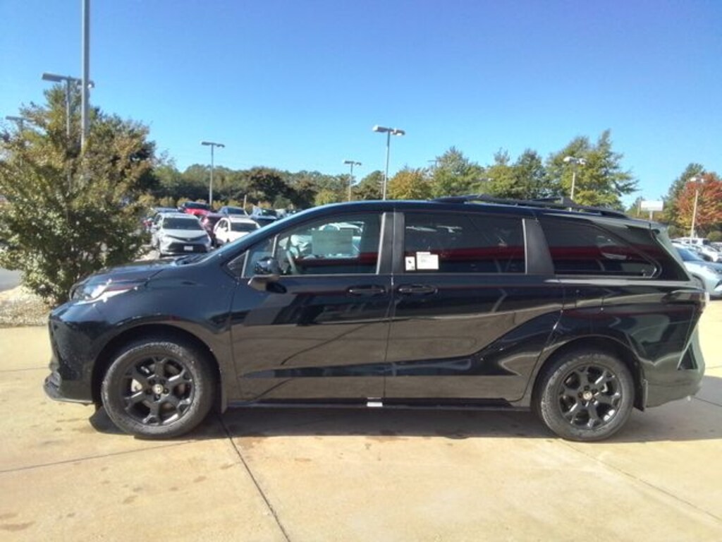 New 2025 Toyota Sienna Woodland Edition Van Passenger Van
