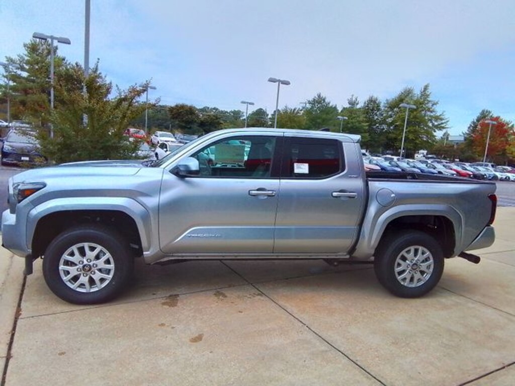 New 2025 Toyota Tacoma SR5 Truck Double Cab