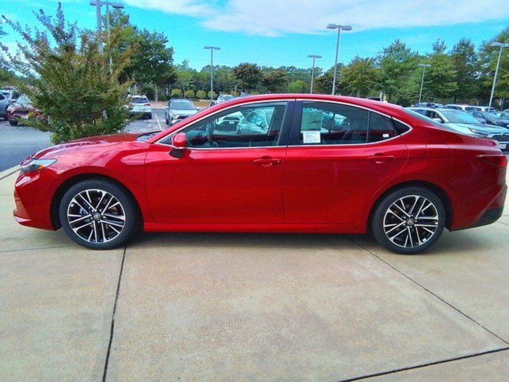 New 2025 Toyota Camry XLE Sedan