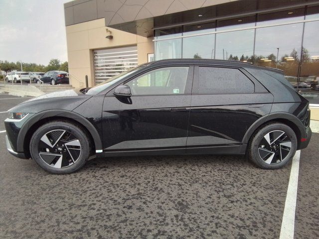 2025 Hyundai Ioniq 5 SEL photo 4