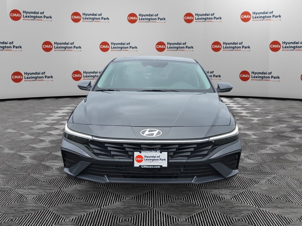 New 2025 Hyundai Elantra Hybrid Blue Sedan