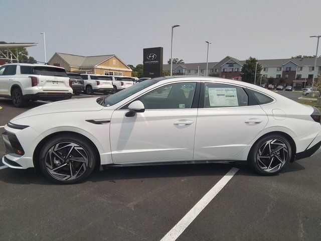 2025 Hyundai Sonata SEL Convenience photo 4