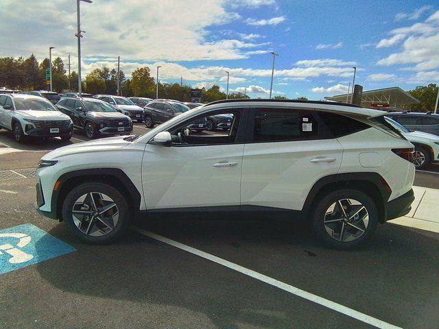 2026 Hyundai Tucson SEL photo 4