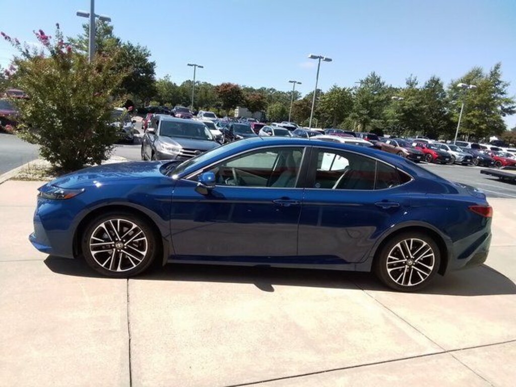 New 2025 Toyota Camry XLE Sedan