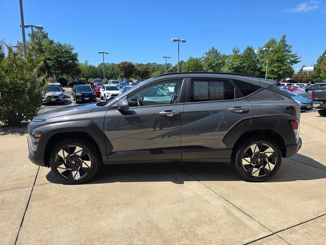 2025 Hyundai Kona SEL photo 4