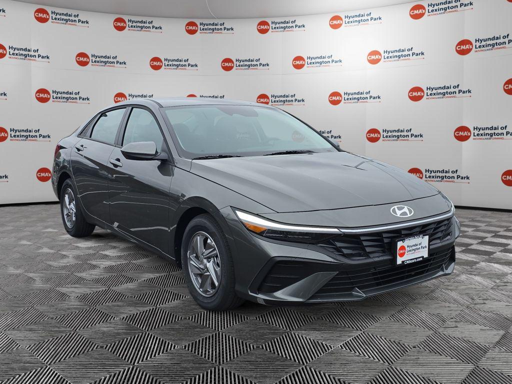 2025 Hyundai Elantra Sedan 