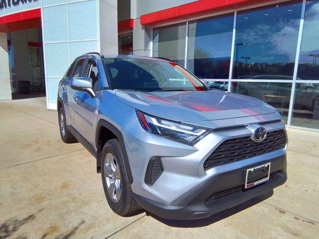 New 2025 Toyota RAV4 Hybrid XLE SUV