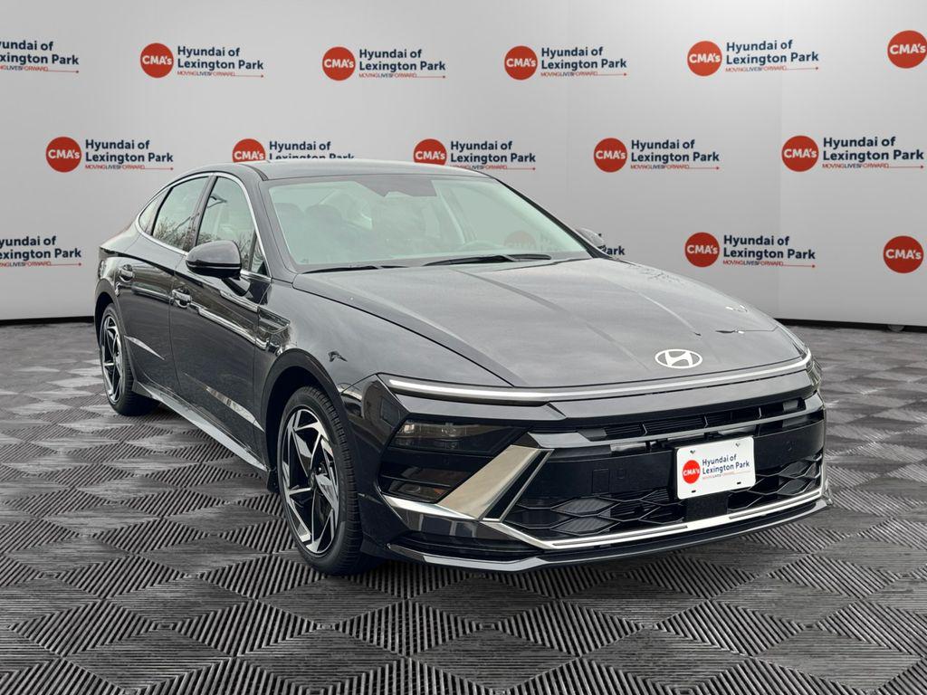 2026 Hyundai Sonata SEL's photo
