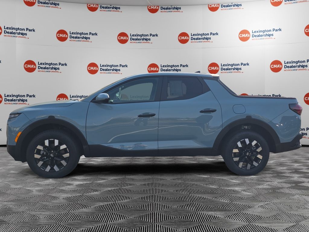 2025 Hyundai Santa Cruz SE photo 3