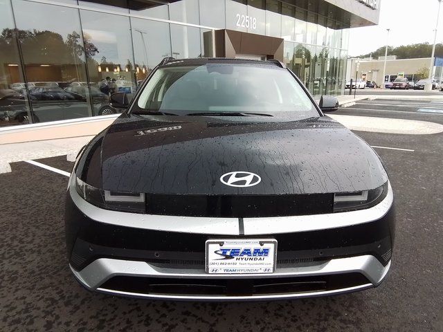 2025 Hyundai Ioniq 5 SEL photo 2