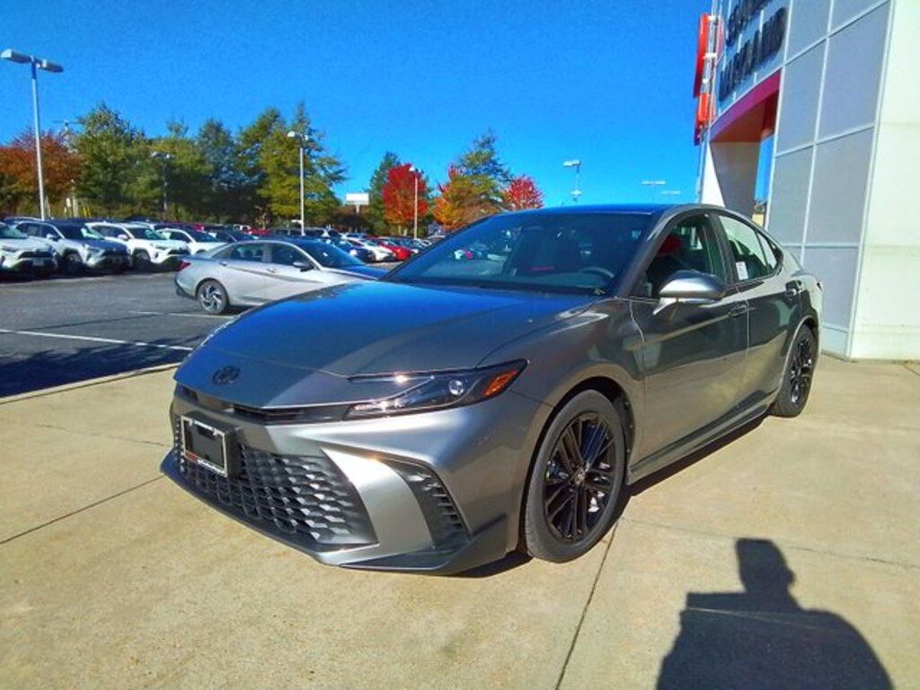 New 2026 Toyota Camry SE Sedan