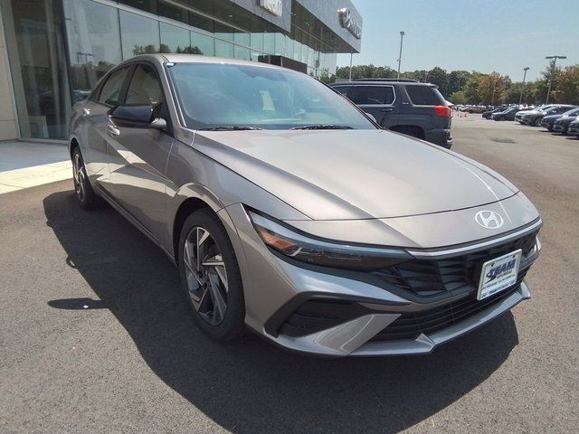 2025 Hyundai Elantra SEL