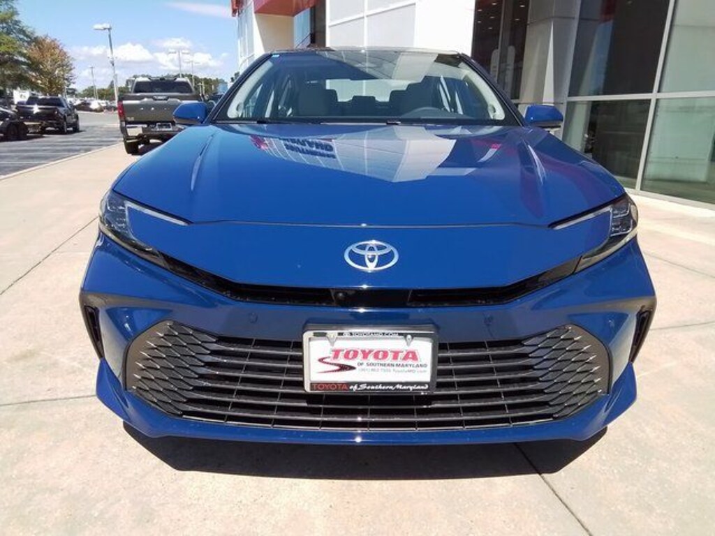 New 2025 Toyota Camry XLE Sedan