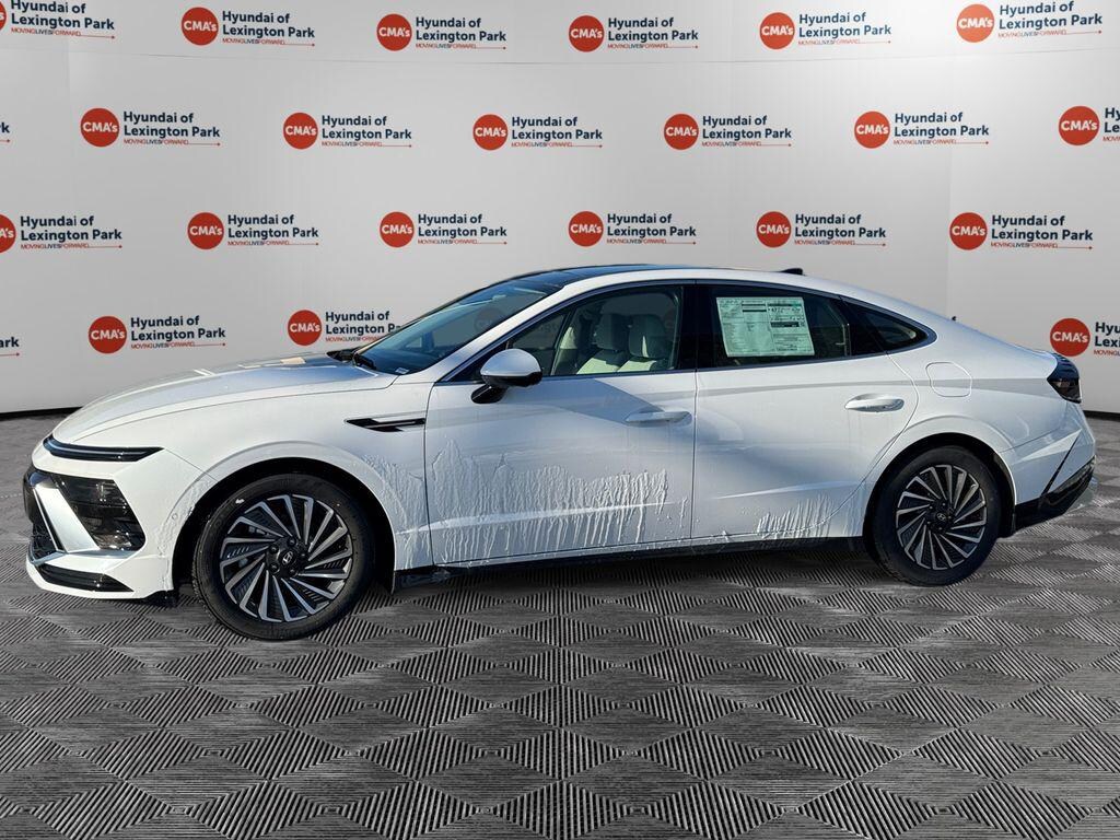 New 2026 Hyundai Sonata Hybrid Limited Sedan