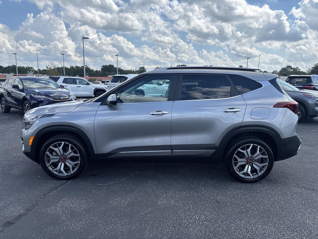 Used 2023 Kia Seltos SX SUV