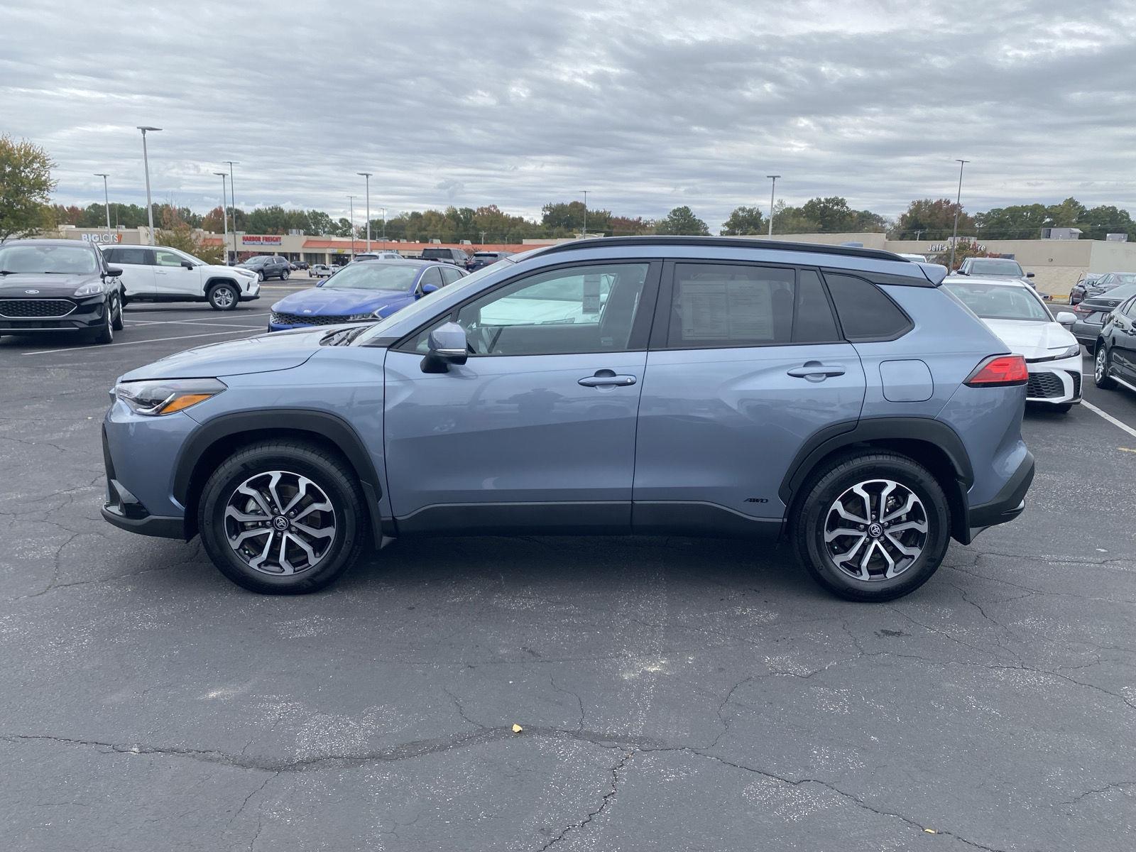 2024 Toyota Corolla Hybrid SE photo 4